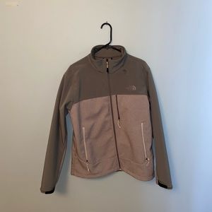 Size L North Face water resistant jacket